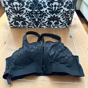 Victoria secret sports bra